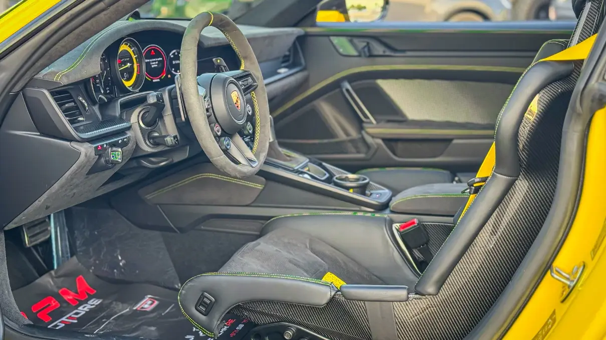 2024 Porsche 911 GT3 RS Yellow for Rent in Dubai photo 2