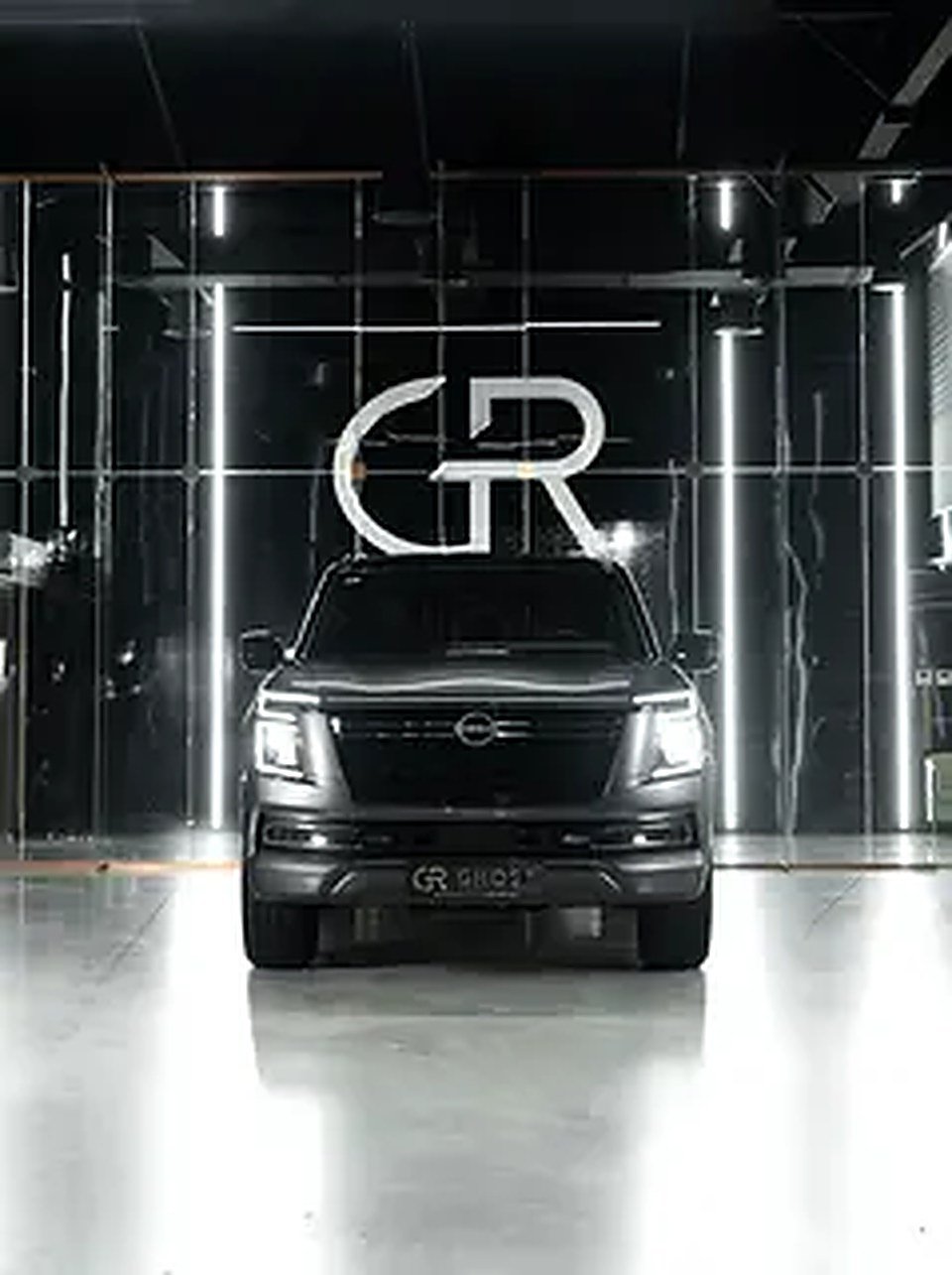 2025 Nissan Patrol for Rent in Al Quoz Industrial Area 3 photo 2