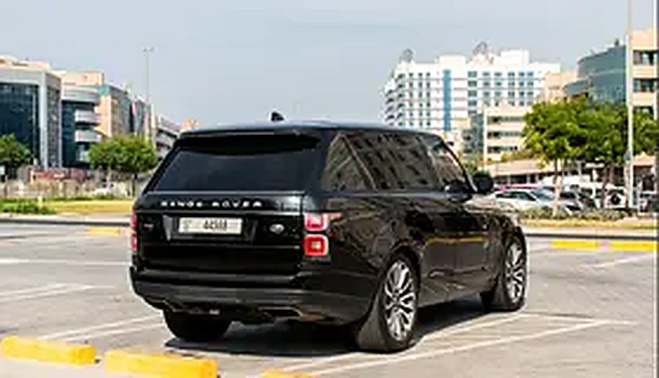 2020 Land Rover Range Rover for Rent in Al Hudaiba photo 5