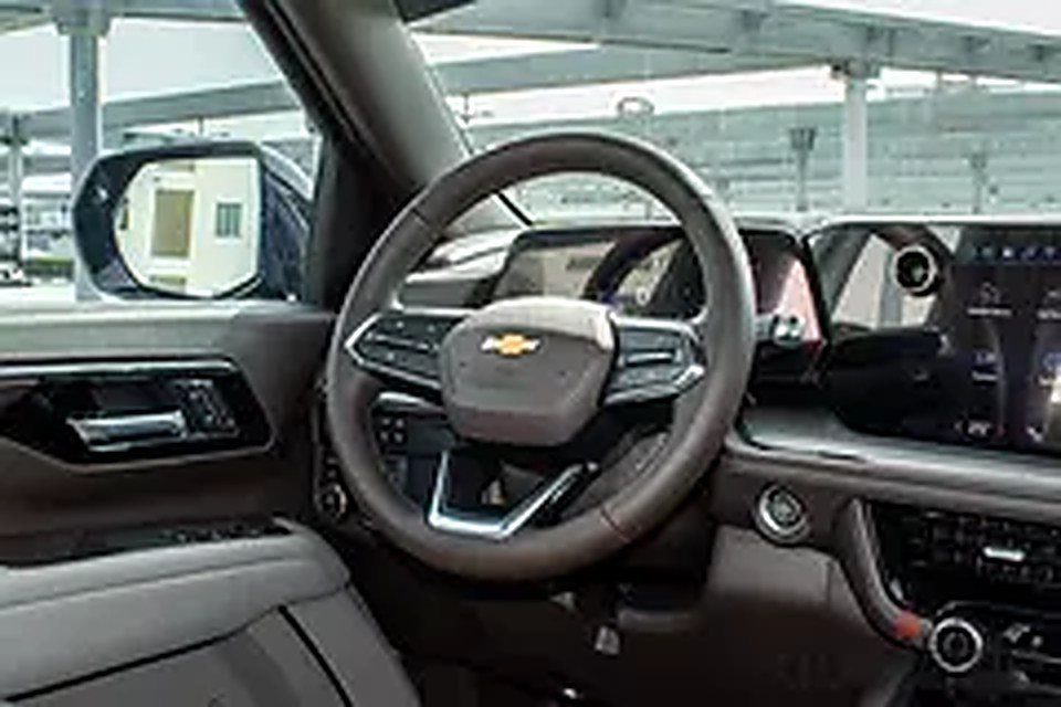 2026 Chevrolet Tahoe for Rent in Al Quoz Industrial Area 2 photo 4