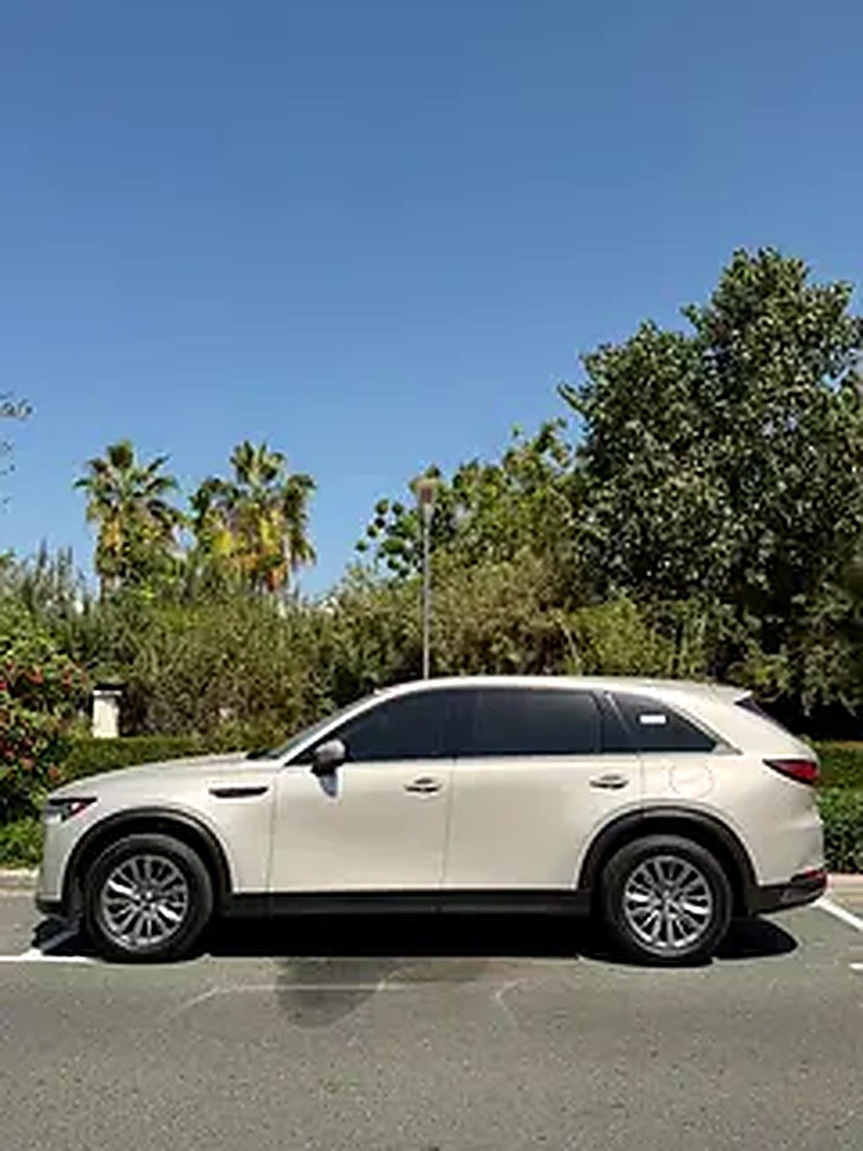 2026 Mazda CX-9 for Rent in Al Barsha 1 photo 4
