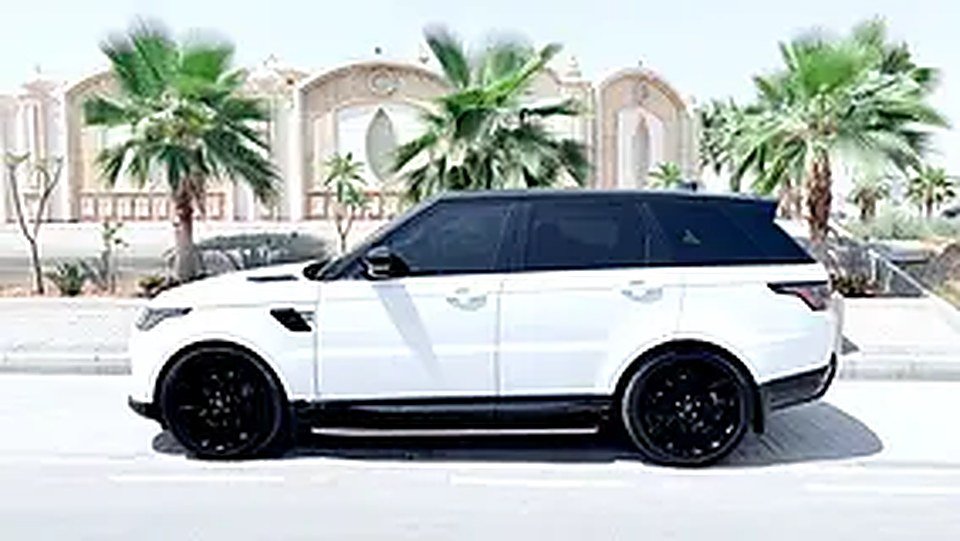 2022 Land Rover Range Rover Sport for Rent in Oud Metha photo 3