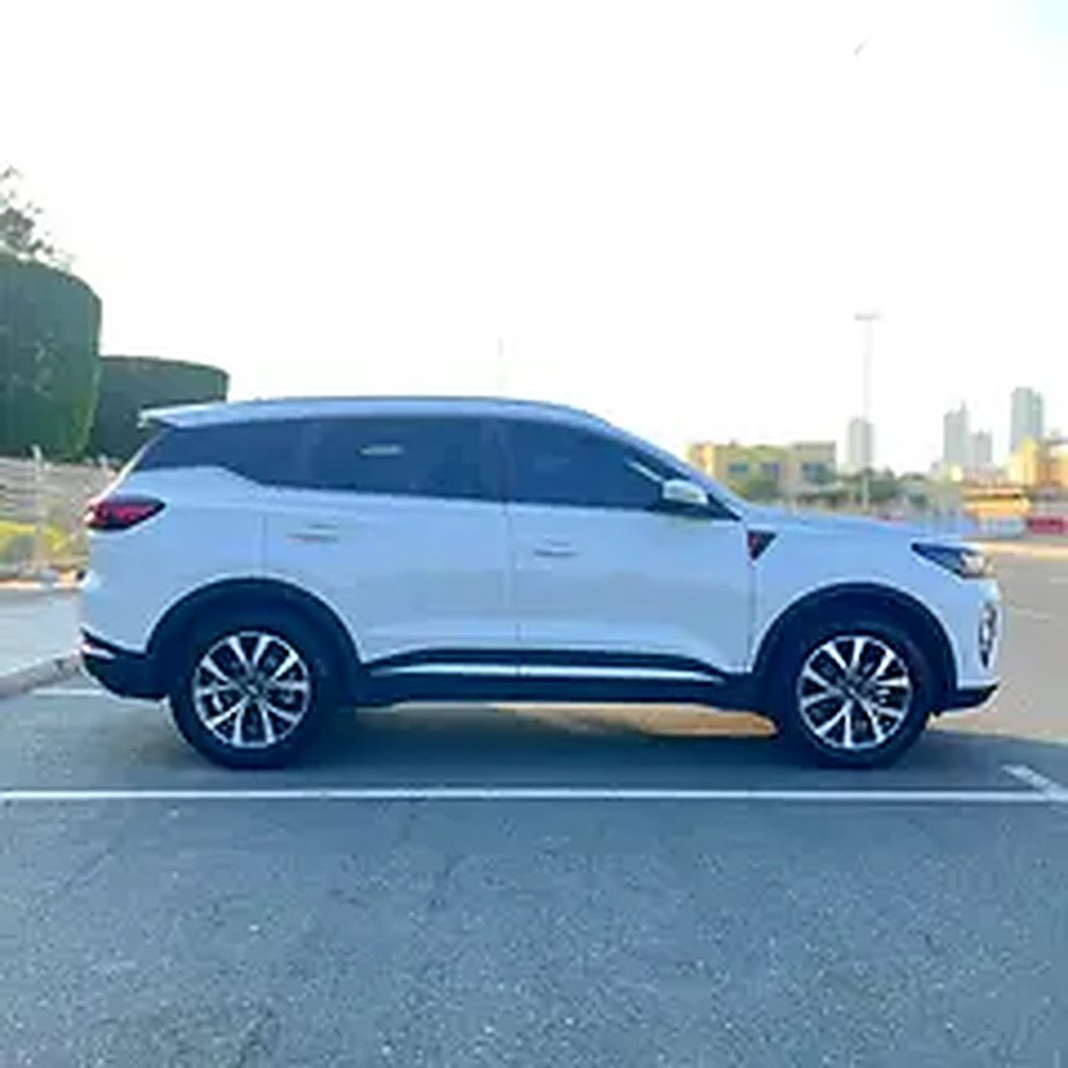 2025 Chery Tiggo 7 for Rent in Al Barsha 1 photo 5