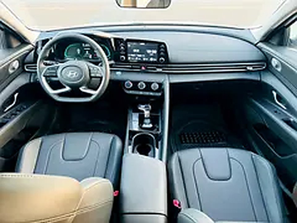 2025 Hyundai Elantra for Rent in Sheikh Zayed Road photo 6