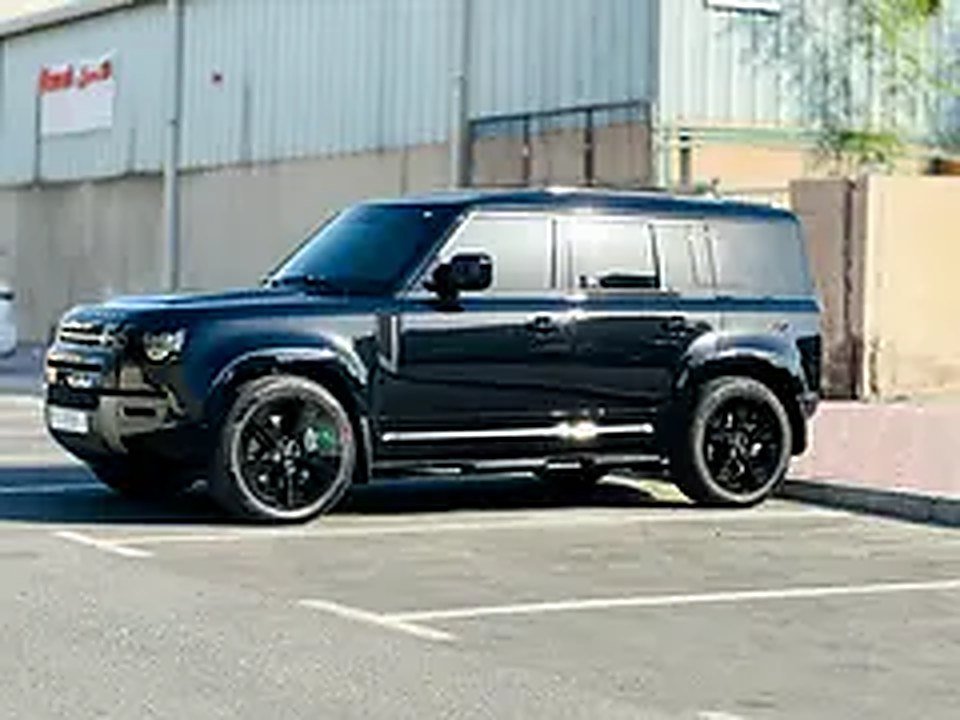 2025 Land Rover Defender for Rent in Sheikh Zayed Road photo 2