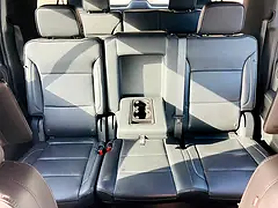 2022 GMC Yukon for Rent in Sheikh Zayed Road (Black, Automatic, 8 Seater) photo 2