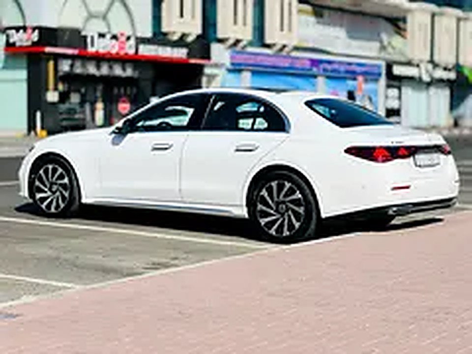 2024 Mercedes-Benz E-Class for Rent in Sheikh Zayed Road (White) photo 6