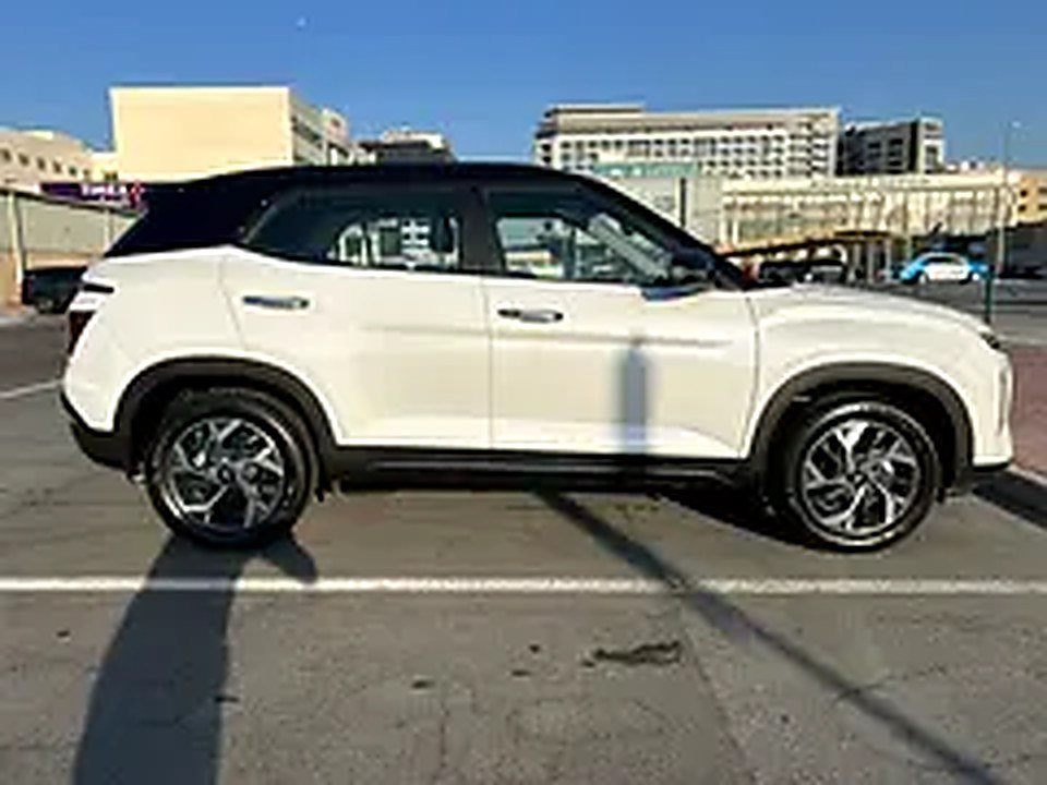 2025 Hyundai Creta for Rent in Sheikh Zayed Road photo 4