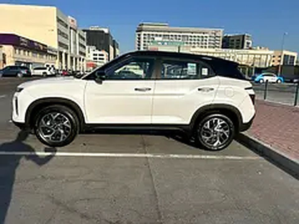2025 Hyundai Creta for Rent in Sheikh Zayed Road photo 5