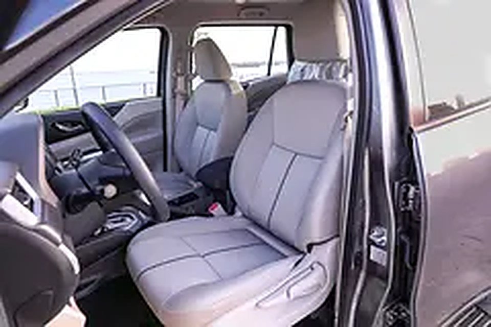 2021 Nissan Xterra for Rent in Sheikh Zayed Road photo 2