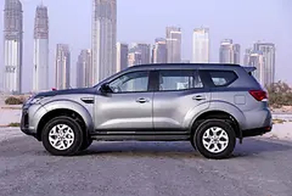 2021 Nissan Xterra for Rent in Sheikh Zayed Road photo 4