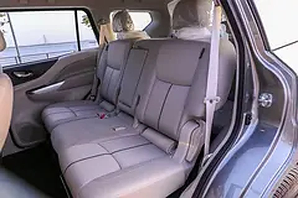 2021 Nissan Xterra for Rent in Sheikh Zayed Road photo 5