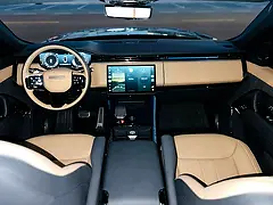 2025 Land Rover Range Rover Sport for Rent in Sheikh Zayed Road photo 4