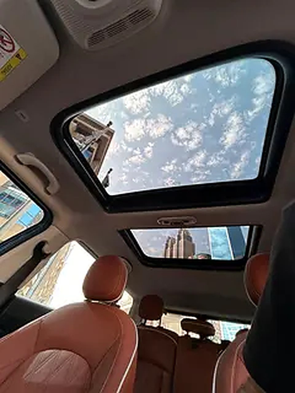 2024 MINI Cooper Clubman for Rent in Sheikh Zayed Road photo 4