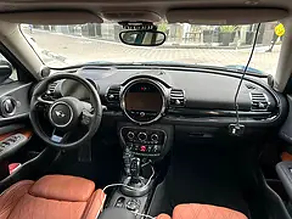2024 MINI Cooper Clubman for Rent in Sheikh Zayed Road photo 5