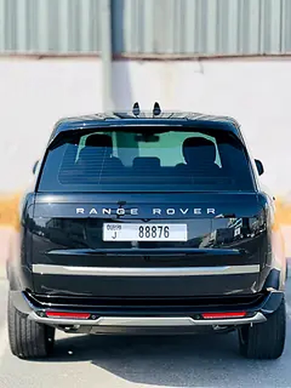 2025 Land Rover Range Rover for Rent in Sheikh Zayed Road photo 4