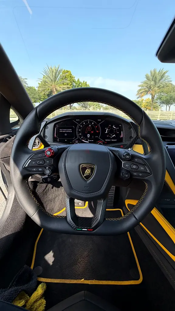 2024 Lamborghini Revuelto for Rent in Al Barsha 1 photo 8