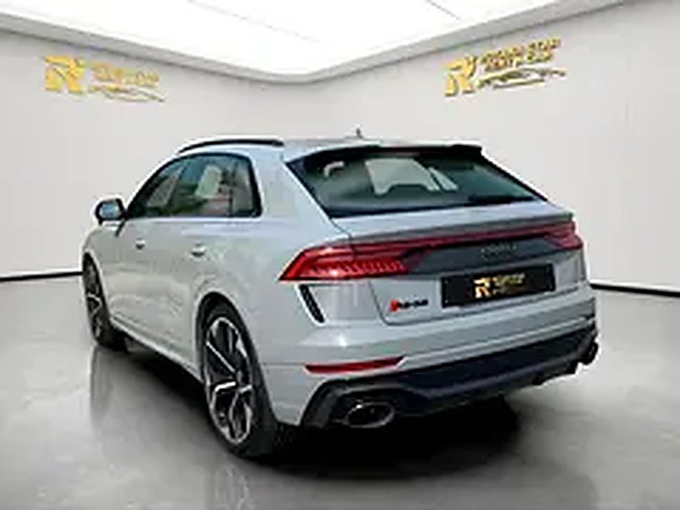 2021 Audi RS Q8 for Rent in Al Barsha 1 photo 3