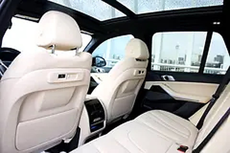 2021 BMW X5 for Rent in Dubai Marina photo 5