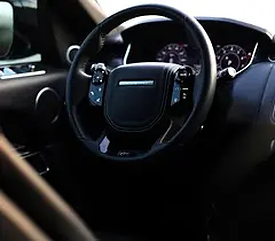 2022 Land Rover Range Rover Sport for Rent in Palm Jumeirah photo 5