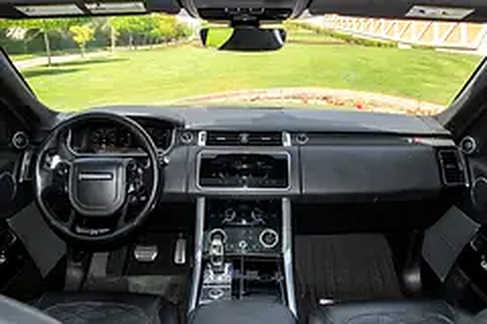 2022 Land Rover Range Rover Sport for Rent in Palm Jumeirah photo 6