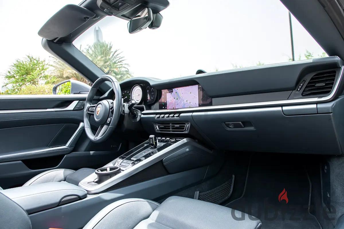2024 Porsche 911 for Rent in Palm Jumeirah photo 8