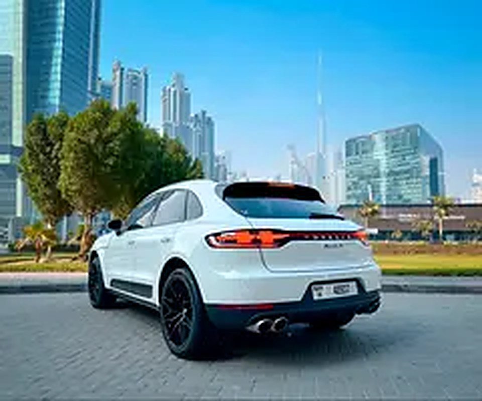 2021 Porsche Macan for Rent in Palm Jumeirah photo 2