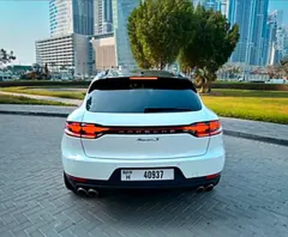 2021 Porsche Macan for Rent in Palm Jumeirah photo 3