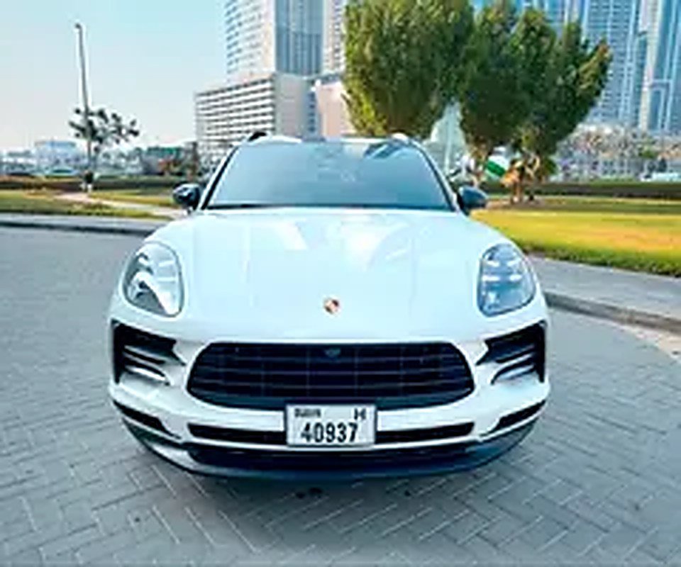 2021 Porsche Macan for Rent in Palm Jumeirah photo 4