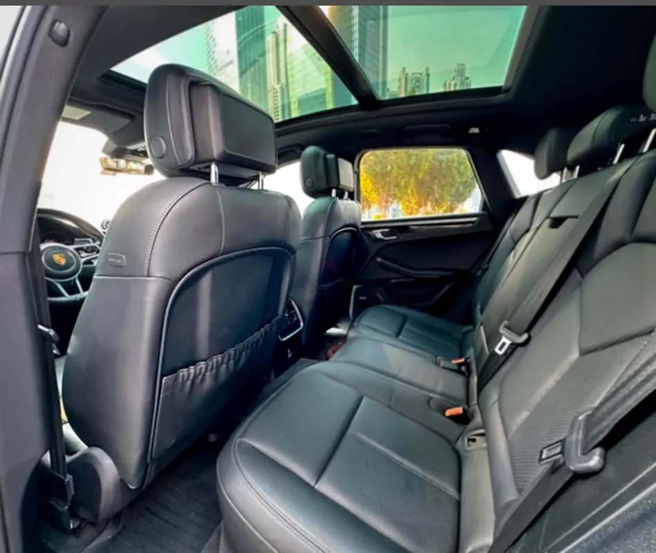2021 Porsche Macan for Rent in Palm Jumeirah photo 5