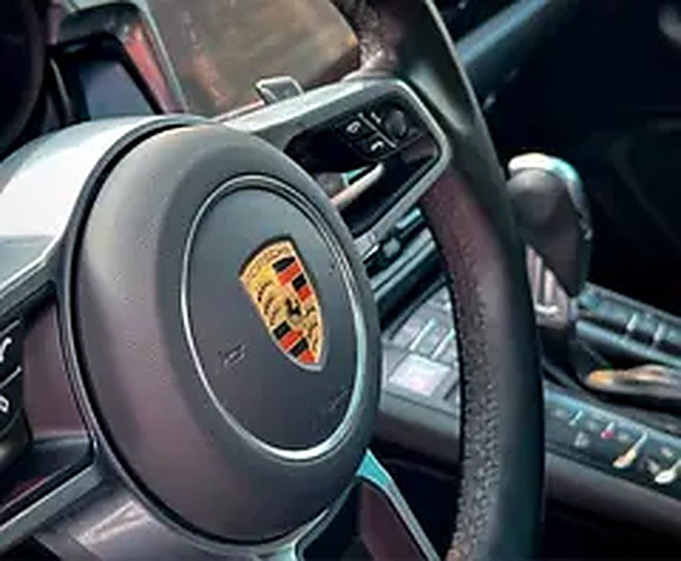 2021 Porsche Macan for Rent in Palm Jumeirah photo 6