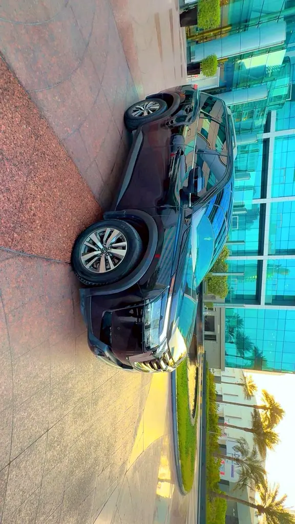 Nissan Pathfinder SL AWD Full options package photo 3
