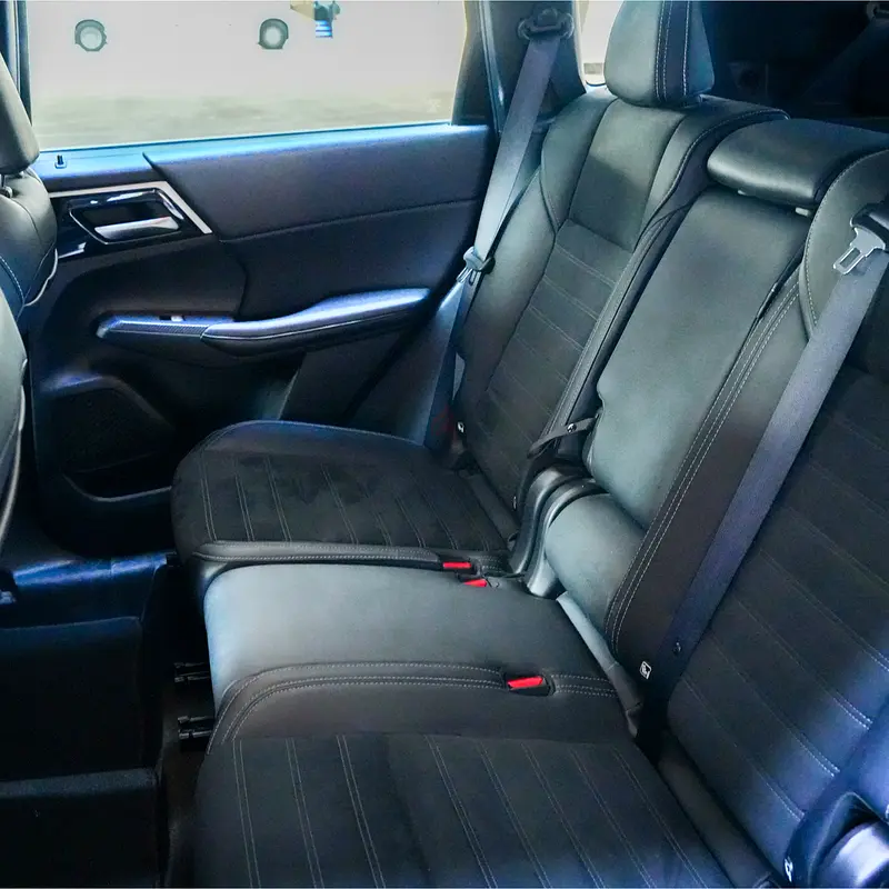 2025 Mitsubishi Outlander for Rent in Jumeirah Lake Towers (JLT) photo 9