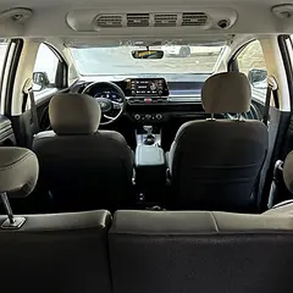 2025 Hyundai Stargazer for Rent in Jumeirah Lake Towers (JLT) photo 6