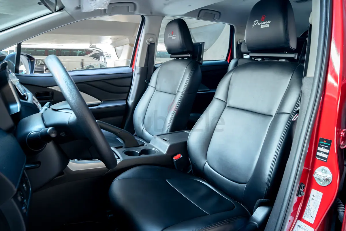 2025 Mitsubishi Xpander for Rent in Jumeirah Lake Towers (JLT) (Red) photo 8