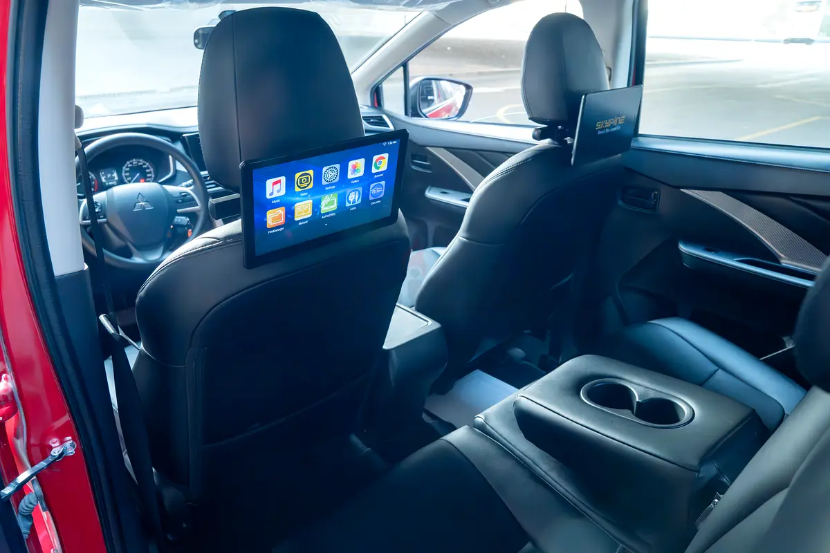 2025 Mitsubishi Xpander for Rent in Jumeirah Lake Towers (JLT) (Red) photo 9