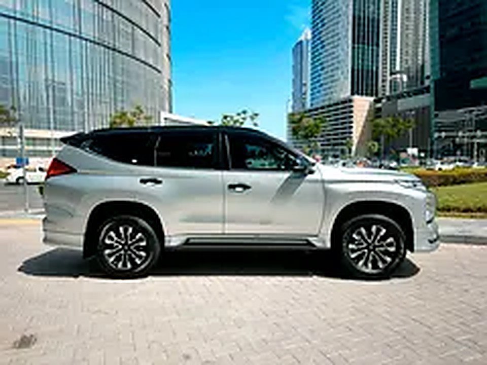 2023 Mitsubishi Montero Sport for Rent in Jumeirah Lake Towers (JLT) photo 3