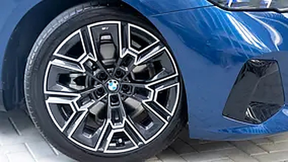 2024 BMW 5-Series for Rent in Jumeirah Lake Towers (JLT) photo 6