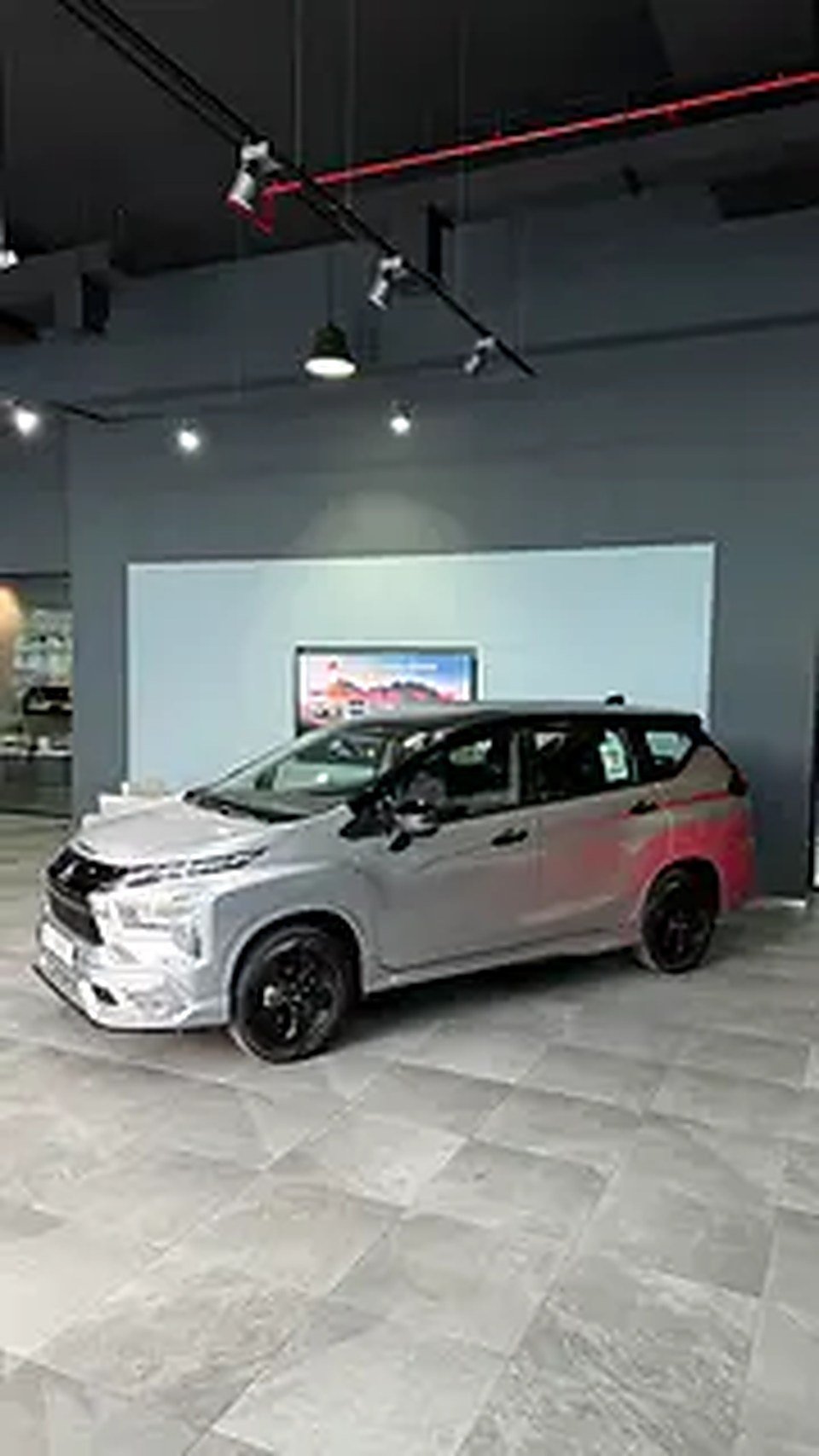 2025 Mitsubishi Xpander for Rent in Jumeirah Lake Towers (JLT) (Silver) photo 2