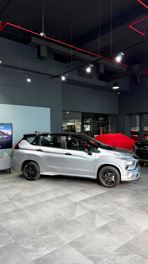2025 Mitsubishi Xpander for Rent in Jumeirah Lake Towers (JLT) (Silver) photo 3