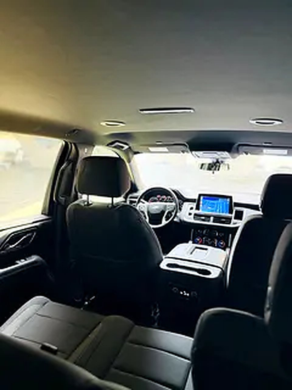 2023 Chevrolet Tahoe for Rent in Business Bay photo 4
