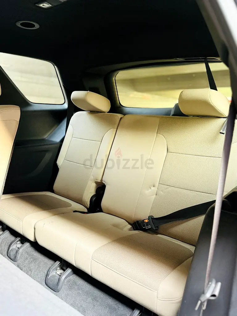 2022 Chevrolet Traverse for Rent in Business Bay photo 6