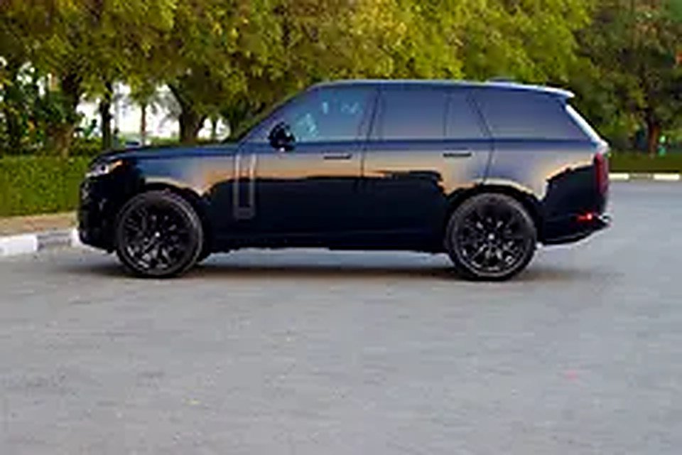 2023 Land Rover Range Rover for Rent in Al Jaddaf photo 5