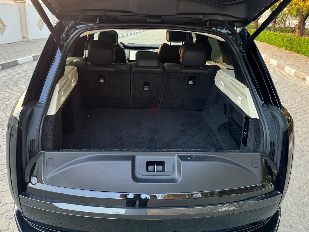 2023 Land Rover Range Rover for Rent in Al Jaddaf photo 10