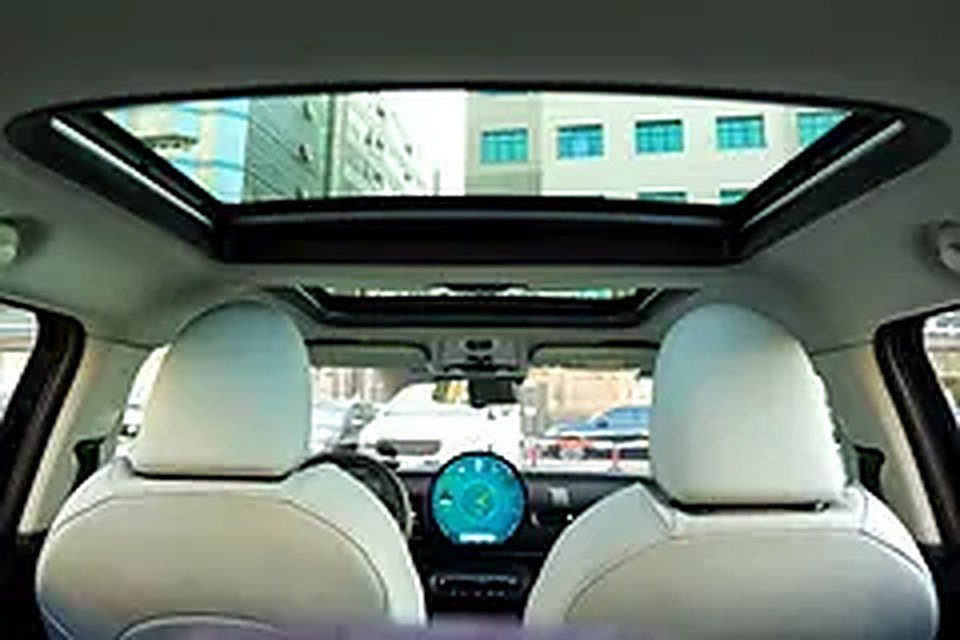 2025 MINI Cooper for Rent in Al Garhoud photo 3