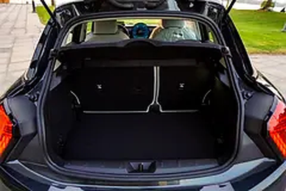2025 MINI Cooper for Rent in Al Garhoud photo 5