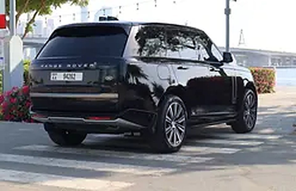 2023 Land Rover Range Rover for Rent in Al Garhoud photo 3