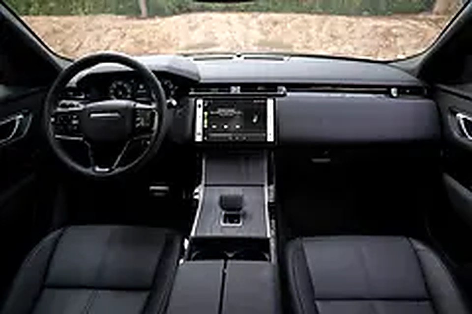 2026 Land Rover Range Rover Velar for Rent in Palm Jumeirah photo 3
