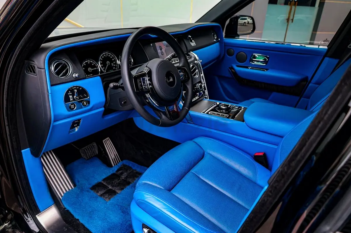 2024 Rolls-Royce Cullinan for Rent in Palm Jumeirah photo 2