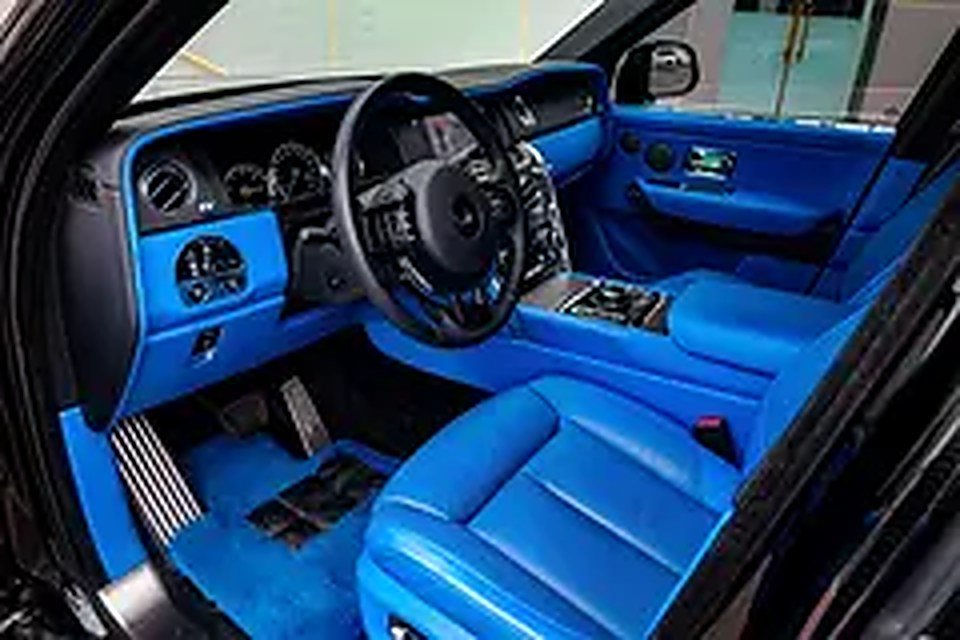2024 Rolls-Royce Cullinan for Rent in Palm Jumeirah photo 2